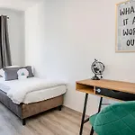 Appartement Moderne Fuer 6 Nahe Arena *