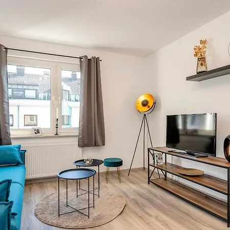 Zentrale 2-zi-wohnung - - Nahe Arena Apartment *