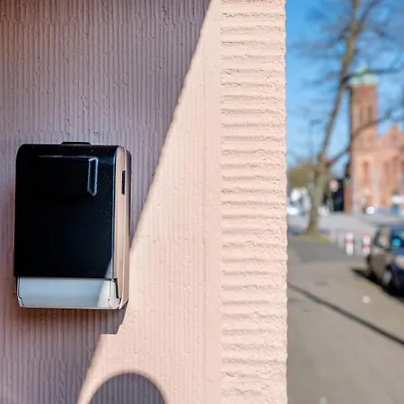 Zentrale 2-zi-wohnung - - Nahe Arena Daire *