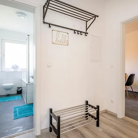 Zentrale 2-zi-wohnung - - Nahe Arena *